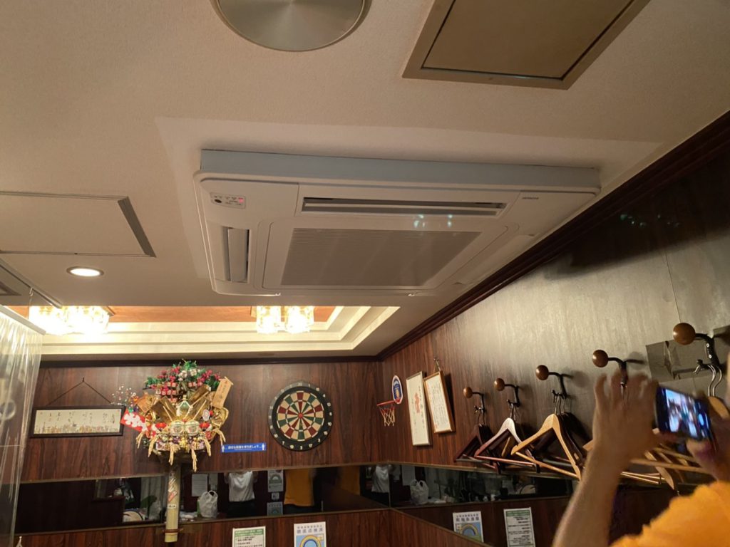 空調機更新（室内機・室外機） 都内飲食店(スナック) 東京都渋谷区